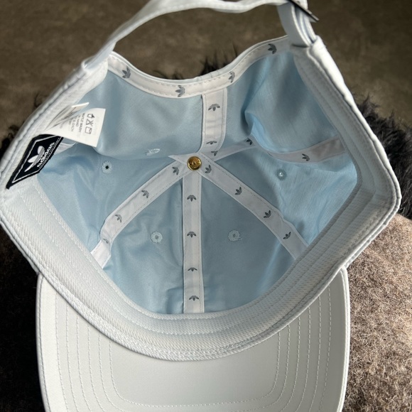 Sleek strap-back hat Womens originals - Picture 5 of 7